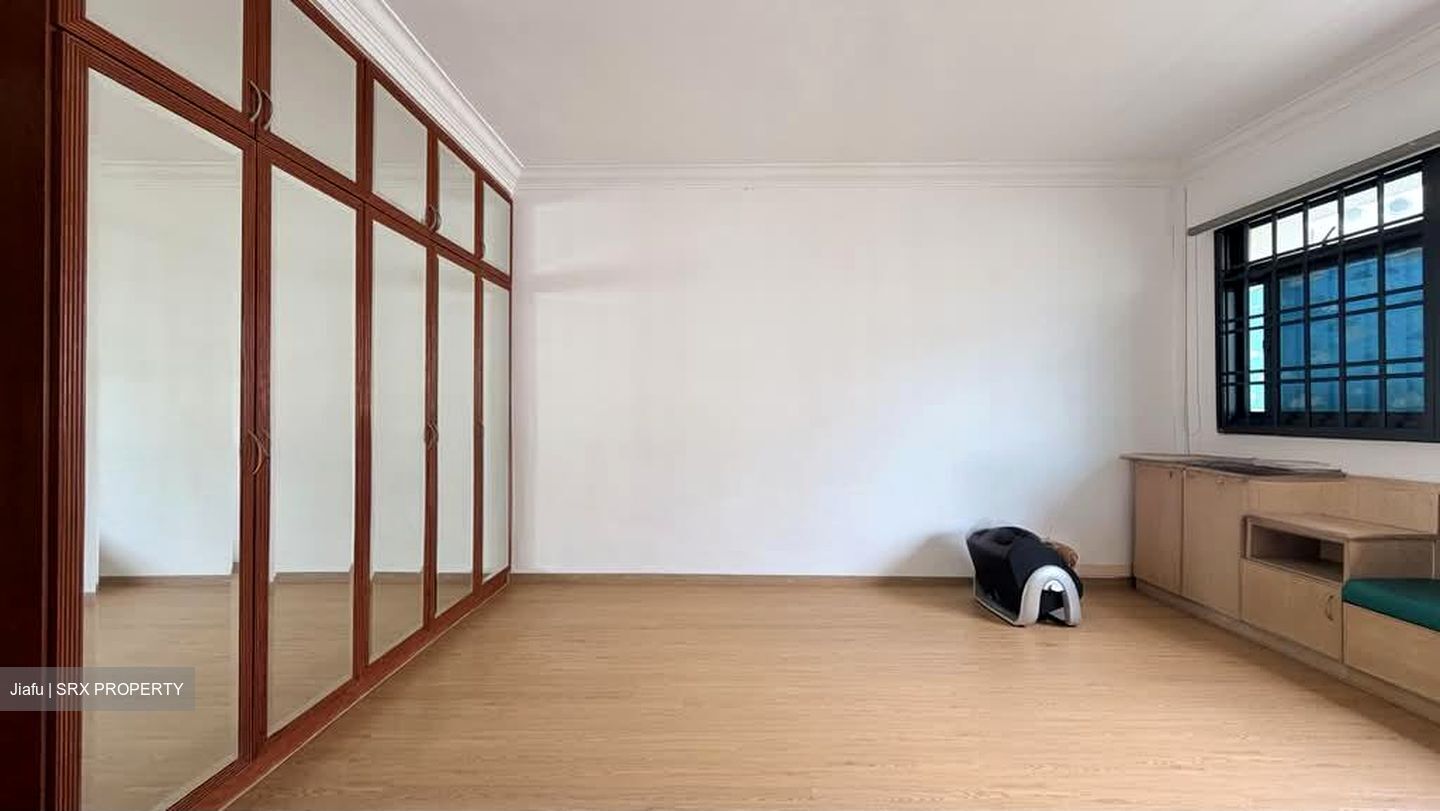 Blk 285C Toh Guan Road (Jurong East), HDB Executive #606683751